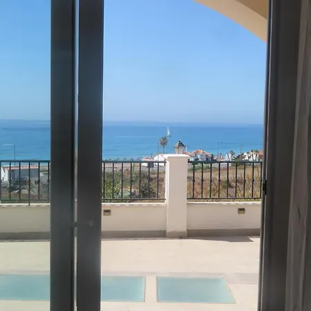 Frente Al Mar Nerja 5min * 马拉加