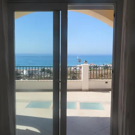 Frente Al Mar Nerja 5min *